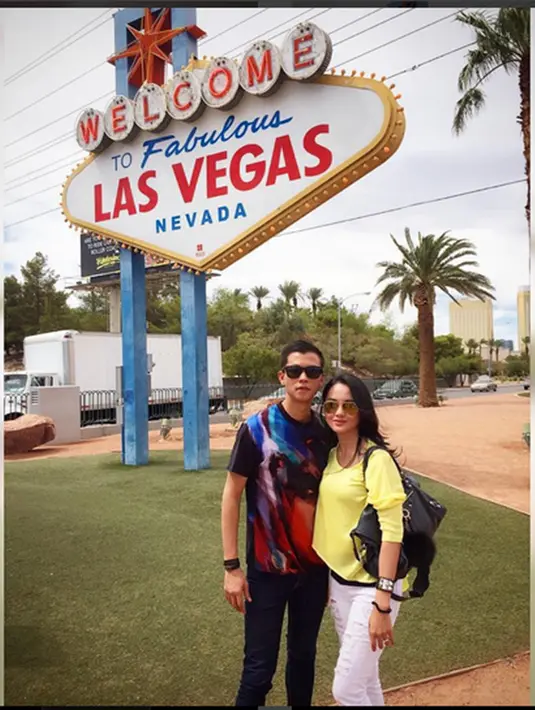 Jauh sebelum mereka terikat dalam tali suci pernikahan, pasangan ini telah melalui perjalanan yang sangat panjang. (Via Istagram/@Fery_wijaya88)