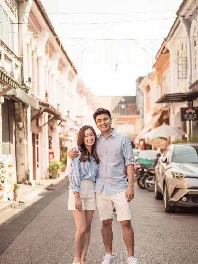 perempuan dan pasangan 28 agustus portrait