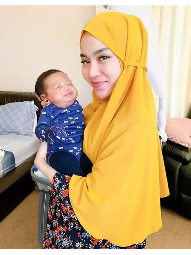 Potret Rumah Medina Zein, Benuansa Modern dan Mewah