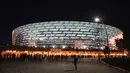 Baku Olympic Stadium berdiri di atas lahan seluas 617.000 meter persegi dan dirancang mampu menampung 68.000 penonton. Memiliki kuota parkir untuk menampung hingga 3.078 mobil. (AFP/Alexander Nemenov)