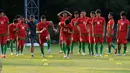 Jelang berlaga di Sea Games XXVIII Singapura, Timnas Indonesia U-23 kembali melakukan latihan di Lapangan Sutasoma Halim Perdanakusuma, Jakarta, Sabtu (23/5/2015). Tampak, pemain timnas U-23 berlatih kecepatan berlari. (Liputan6.com/Helmi Fithriansyah)
