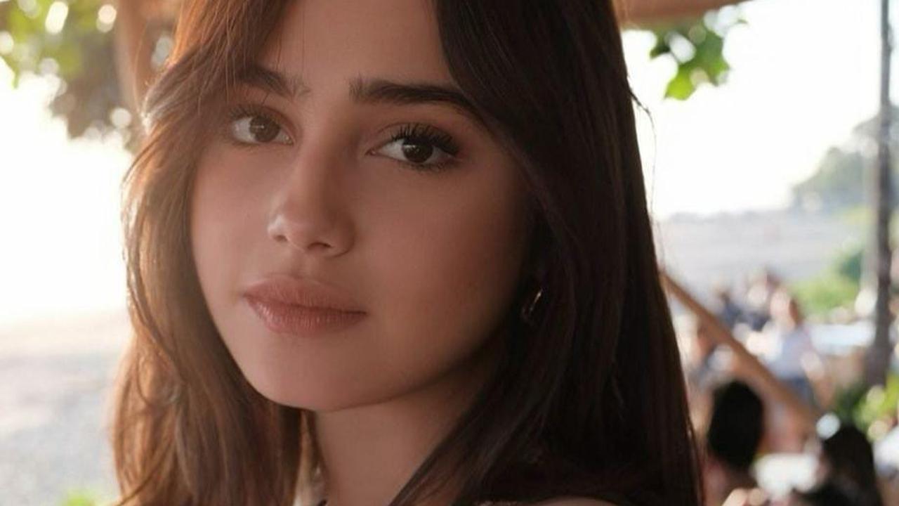 Secantik Bidadari, Potret Terbaru Syifa Hadju Ramai Disorot - Kolom Komentar Langsung Diserbu Netizen