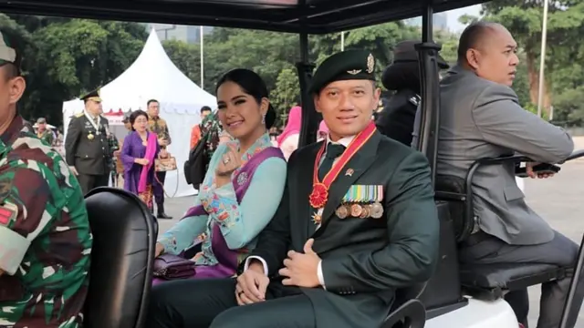 Annisa Pohan tampil menawan dan mencuri perhatian di HUT TNI Ke-79 (Instagram/@agusyudhoyono dan @annisayudhoyono)