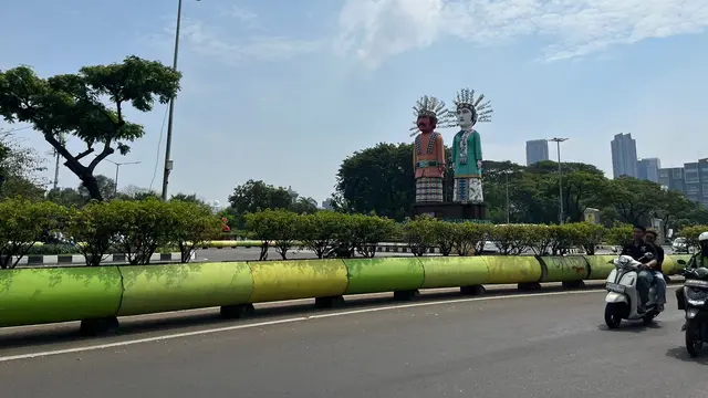 Salah satu sudut Jalan Benyami Sueb yang dulinya merupakan landasan pesawat yang melintas di Bandara Kemayoran. (Liputan6.com/Radityo Priyasmoro)