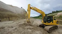 Produk ini merupakan alternatif excavator kelas 20 ton yang didesain dan diproduksi di Indonesia dengan konsep “ecosmart excavator”.