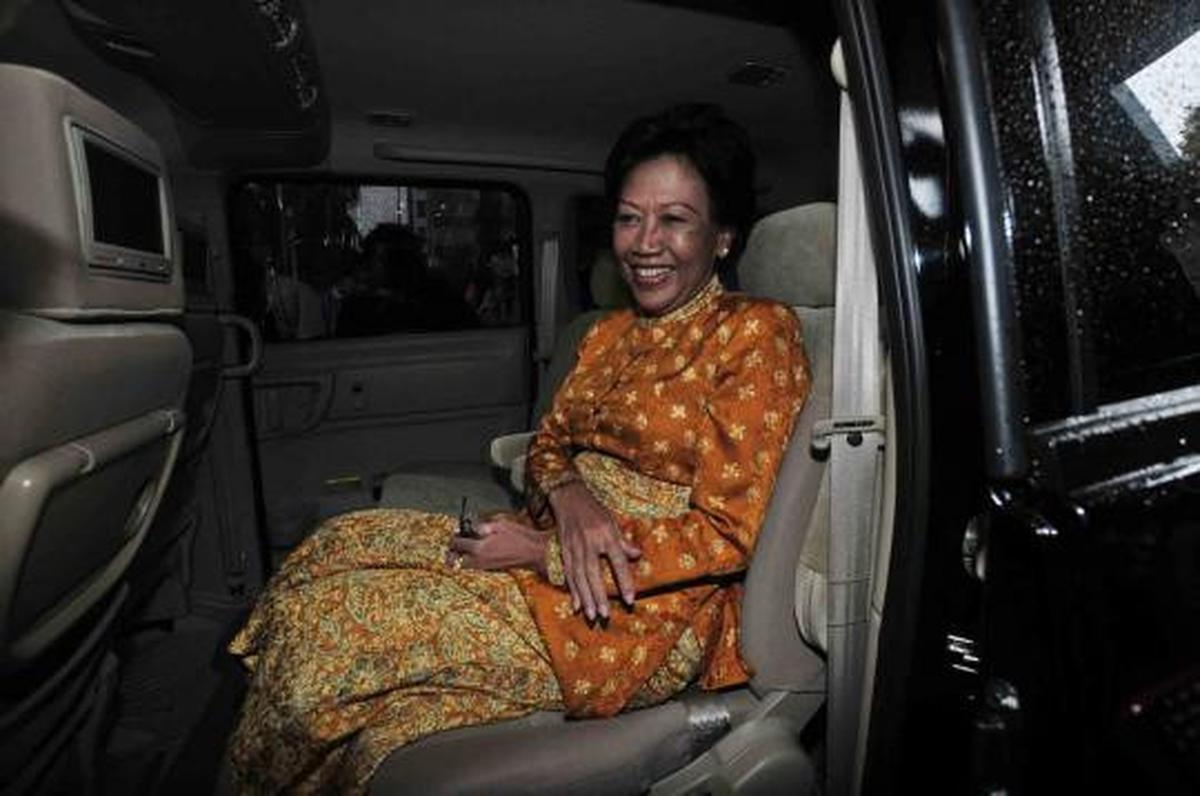 Sekjen DPR diperiksa KPK terkait Angie