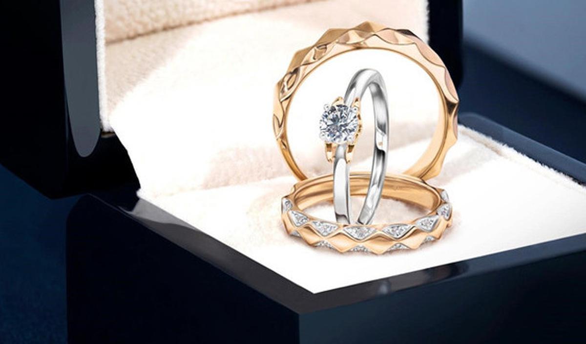 1. Evalyn's Jewels, Star of the East dan Hope Diamond