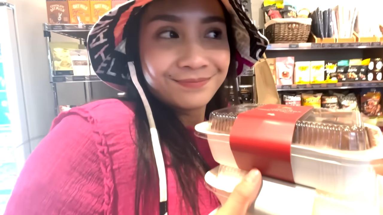 Jajanan Luar Negeri yang Viral Gara-gara Nagita Slavina, Ada yang Sampai Antri Buat Borong!