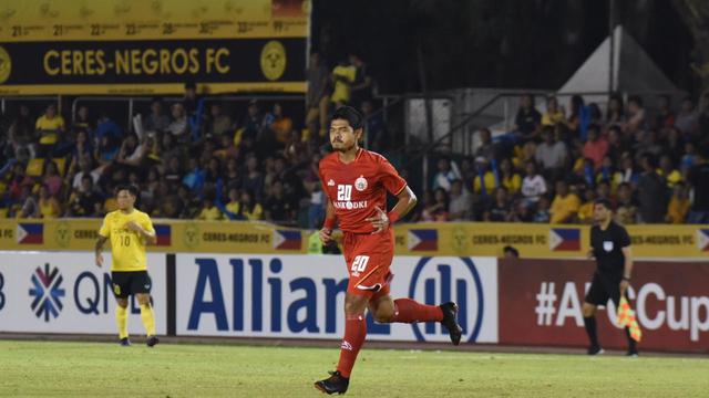 Striker Persija, Bambang Pamungkas, ketika berhadapan dengan Ceres-Negros di Stadion Panaad, Bacolod, Filipina, Rabu (3/4/2019).