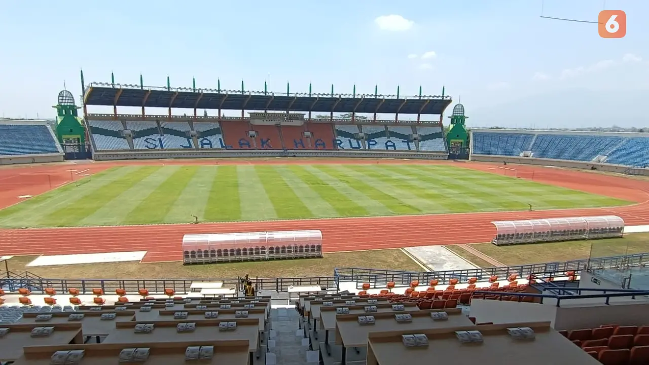 FOTO Stadion Si Jalak Harupat