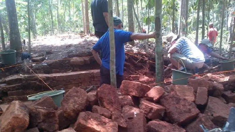 Candi Kuno di Semarang, Jejak Penyebaran Hindu Jalur Pantura?  