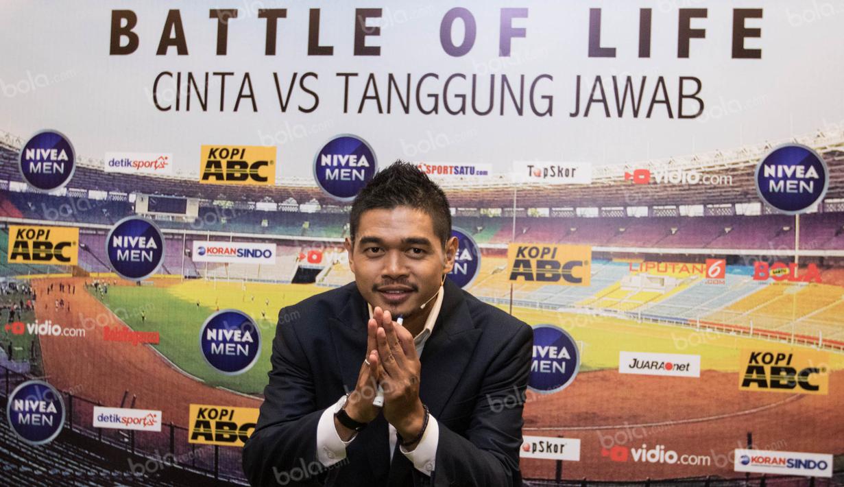 Pada kesempatan pertamanya menjadi motivator, Bambang Pamungkas mengangkat tema bertajuk "Cinta vs Tanggung Jawab". (Bola.com/Vitalis Yogi Trisna)