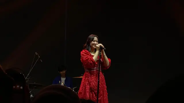 Raisa Anggiani Tampil Memesona di KapanLagi Pensi Bareng Fanta 2025. (Siti Naila Adzkhia/ Liputan6.com)