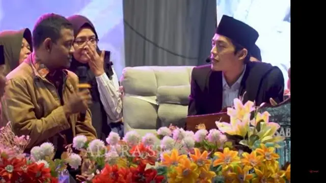 Gus Iqdam Mengislamkan 4