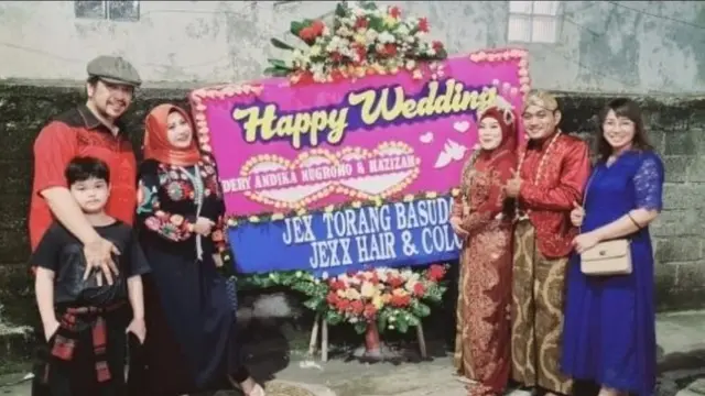 Neng Wirdha tak ingin melewatkan kesempatan untuk membahagiakan karyawannya.