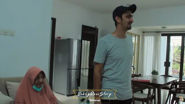 Rumah Vebby Palwinta dan Razi Bawazier