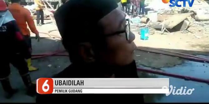 VIDEO: Gudang Rongsokan di Pasuruan Terbakar, 2 Unit Damkar Dikerahkan