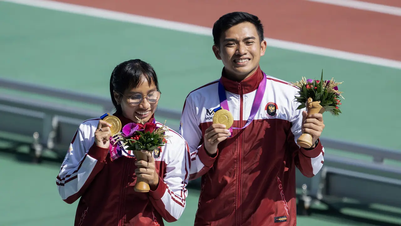 FOTO Ni Made Arianti Putri dan Saptoyogo Purnomo