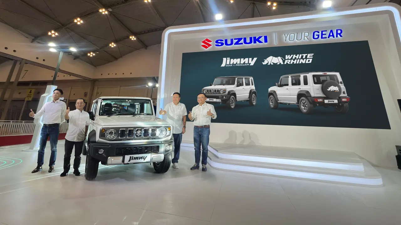 Jimny 5-door White Rhino Edition