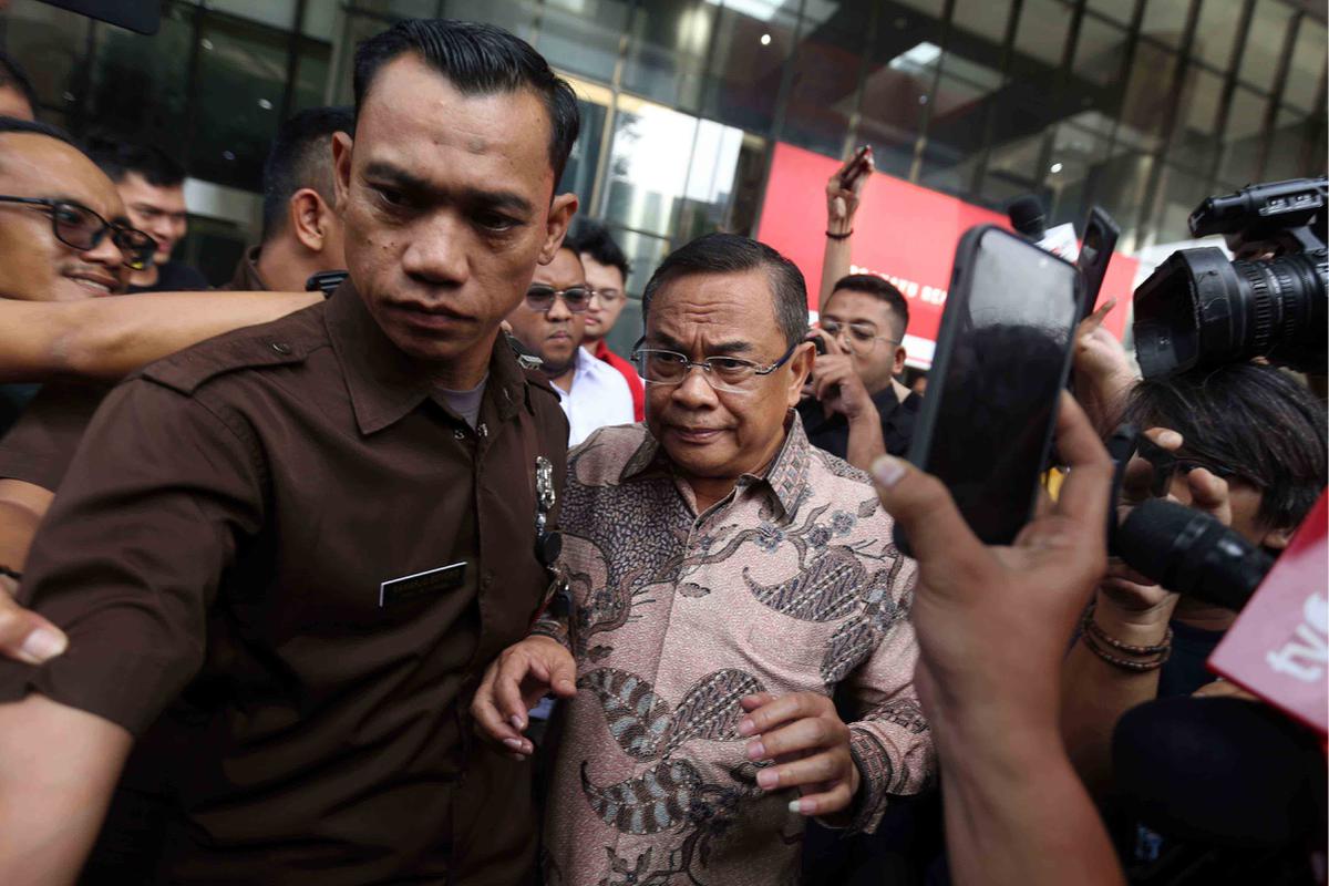 FOTO: Bupati Pati Sudewo Kembali Diperiksa KPK Terkait Dugaan Kasus Korupsi Jalur Kereta