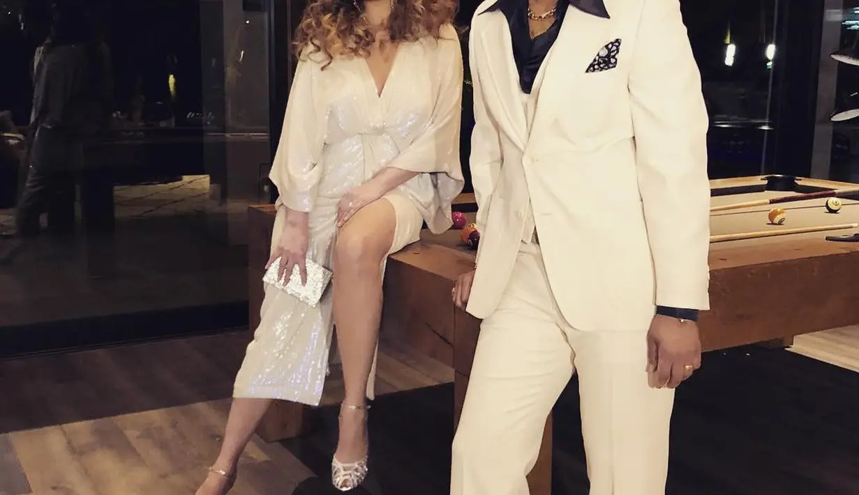 Gempa tersebut mengakibatkan aliran listrik dimatikan dan mengharuskan masyarakat untuk meninggalkan rumahnya. (instagram/chrissyteigen)