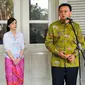 Gubernur DKI Jakarta, Basuki Tjahaja Purnama (Ahok) memberikan sambutan saat peluncuran bus Transjakarta khusus perempuan di Balaikota, Jakarta, Kamis (21/4). Ahok berharap bus tersebut bisa diakses setiap 30 menit sekali. (Liputan6.com/Yoppy Renato)