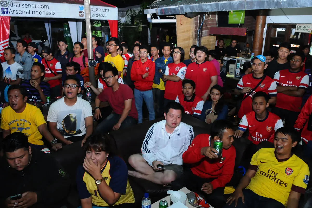 [FOTO] Serunya Nobar Chelsea vs Arsenal Bareng Liputan6.com