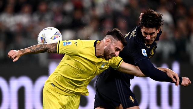 Sengit, Gol Bunuh Diri Mario Gila Beri Kemenangan untuk Juventus