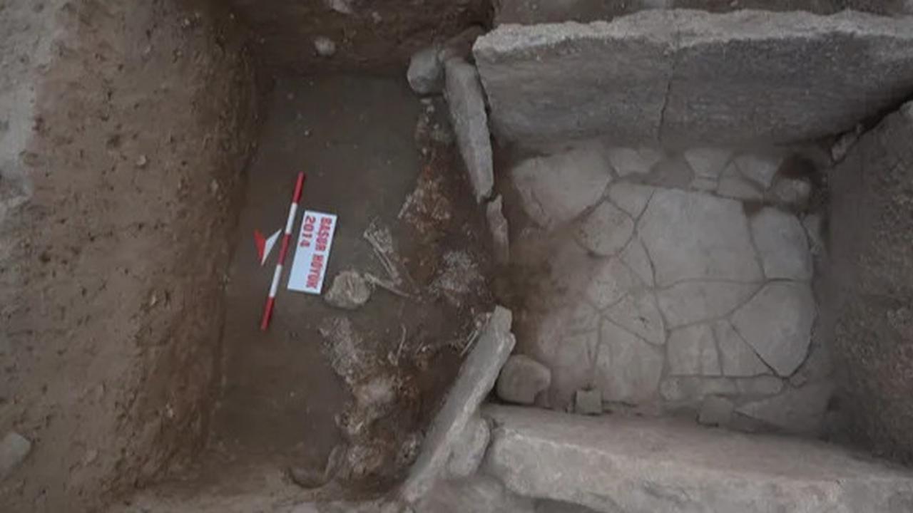 Arkeolog Temukan Makam Korban Tumbal dari Zaman Perunggu, Berisi Banyak Kerangka Gadis Remaja