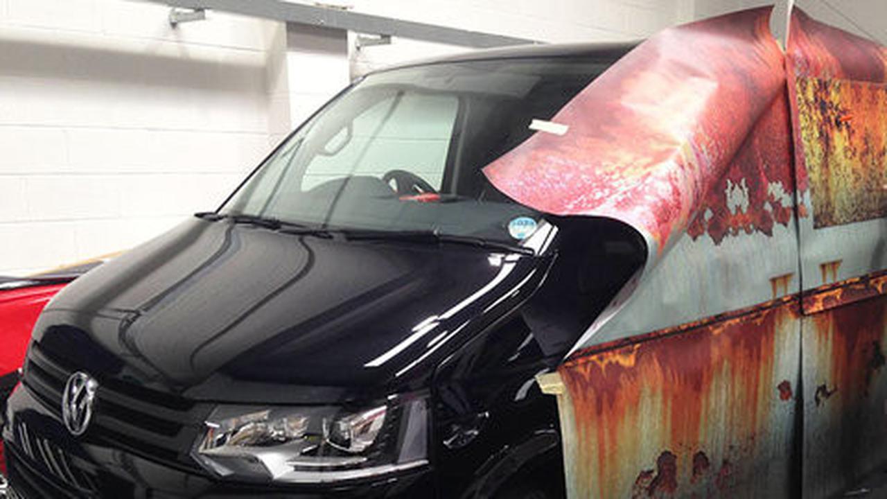 Pemilik mobil mewah ini punya cara kreatif buat tipu pencuri