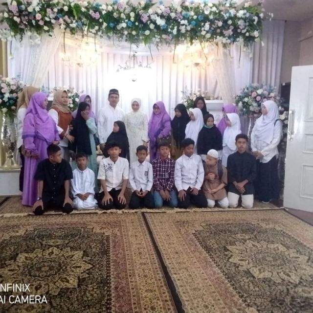 6 Potret Tasyakuran Pernikahan Sahrul Gunawan dan Dine Mutiara, Digelar di Rumah Dinas