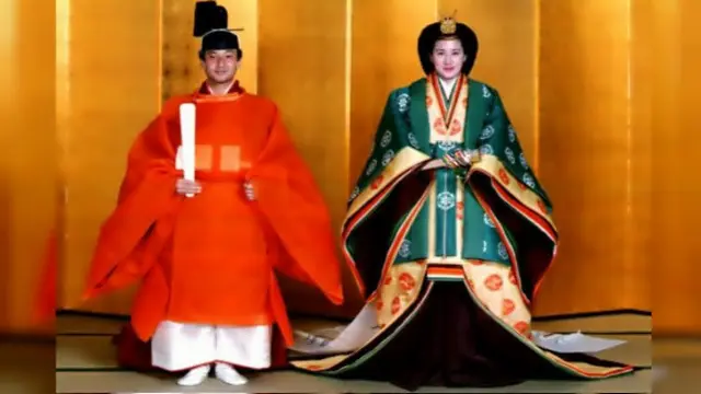 Foto pernikahan Kaisar Jepang, Naruhito dan Permaisuri Masako tahun 1993 (Imperial Household Agency / AFP PHOTO)
