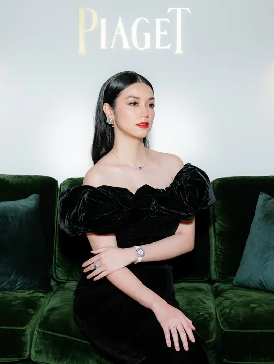 Semuanya menghadirkan penampilan yang menarik perhatian, masing-masing mengenakan perhiasan Piaget dengan elegan. [Foto: Document/Piaget]