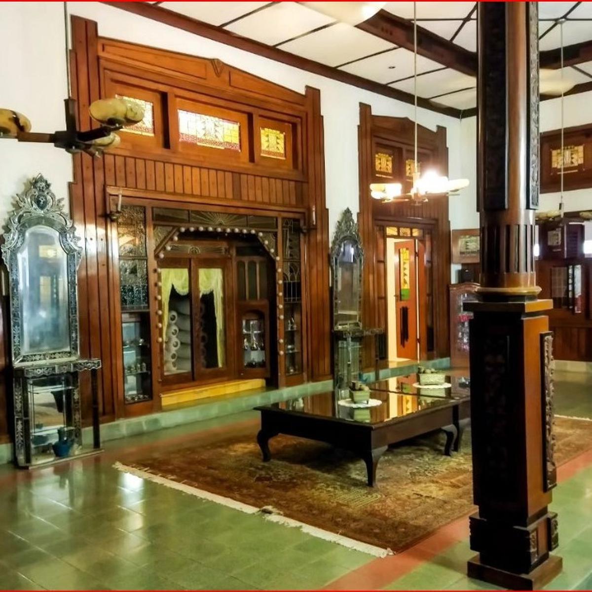 Rumah tua di Laweyan