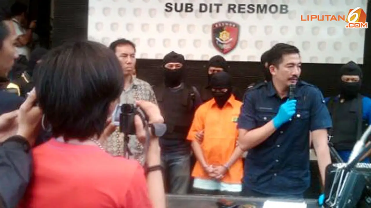 tangkap-teroris-131202c.jpg