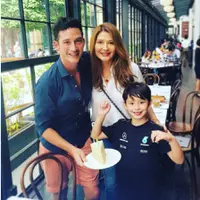 Tamara Bleszynski beri kejutan ulang tahun ke Mike Lewis. (Instagram/mike_lewis)