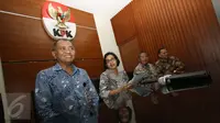 Konferensi pers yang digelar Pansel OJK di Gedung KPK, , Jakarta, Kamis (9/2). Pansel OJK berharap KPK bisa mengecek ke 107 nama yang lolos seleksi tahap pertama. (Liputan6.com/Helmi Afandi)