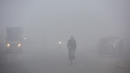 New Delhi Sempat Membeku hingga 3,2 Derajat, Suhu Dataran Rendah Kalahkan Dinginnya Himalaya