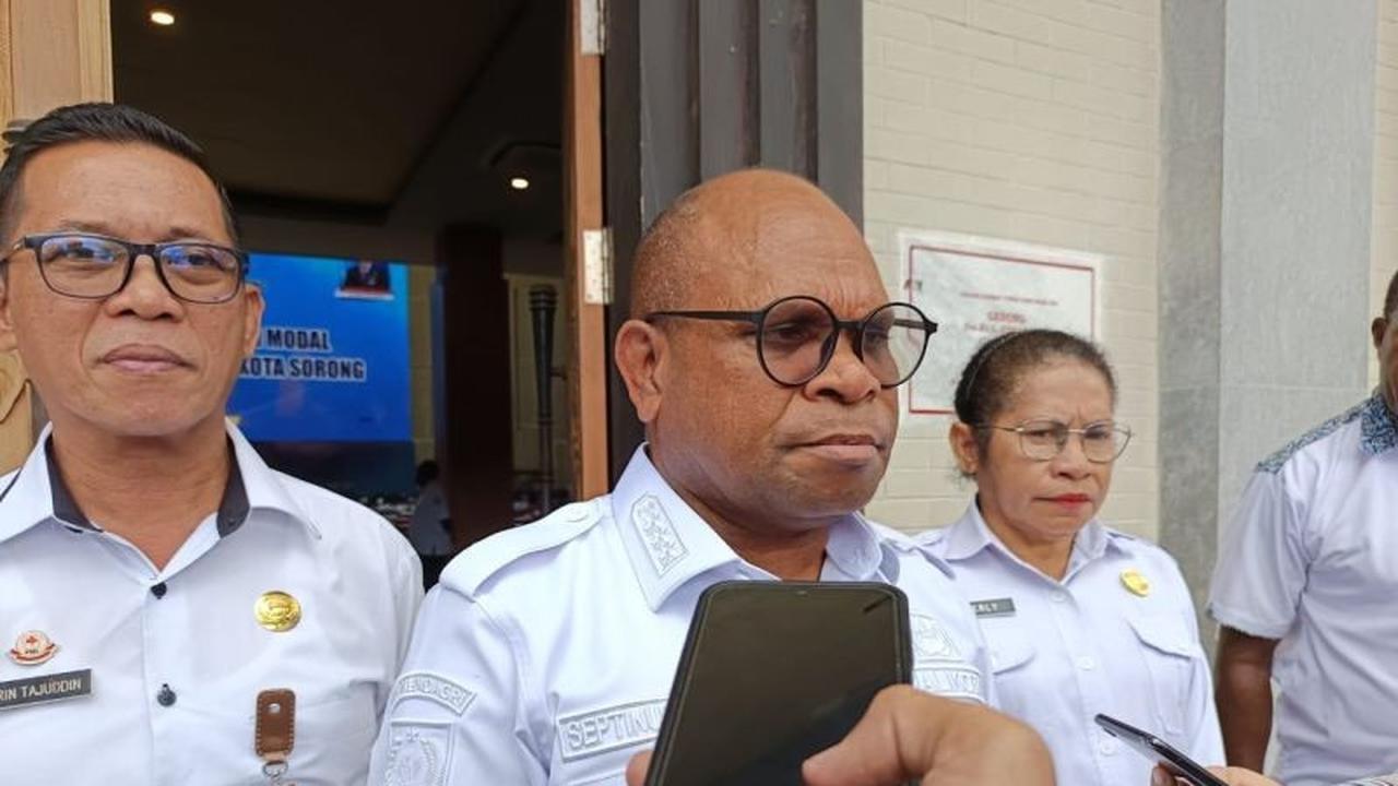 Bukan Menolak, Wali Kota Sorong Luruskan Pernyataan Kontroversial soal Program Makan Bergizi Gratis