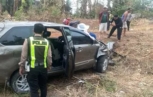 Buronan Narkoba Berakhir Saat Mobil Masuk Rawa