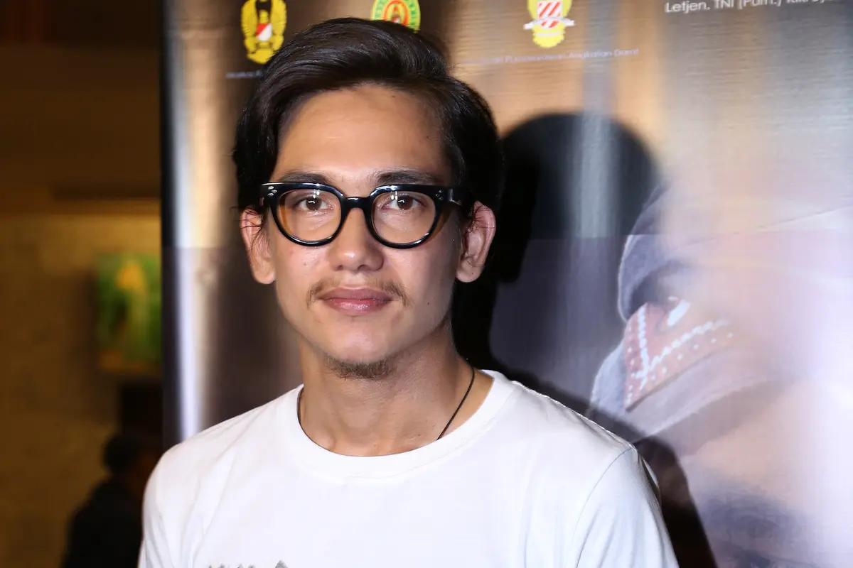 Adipati Dolken