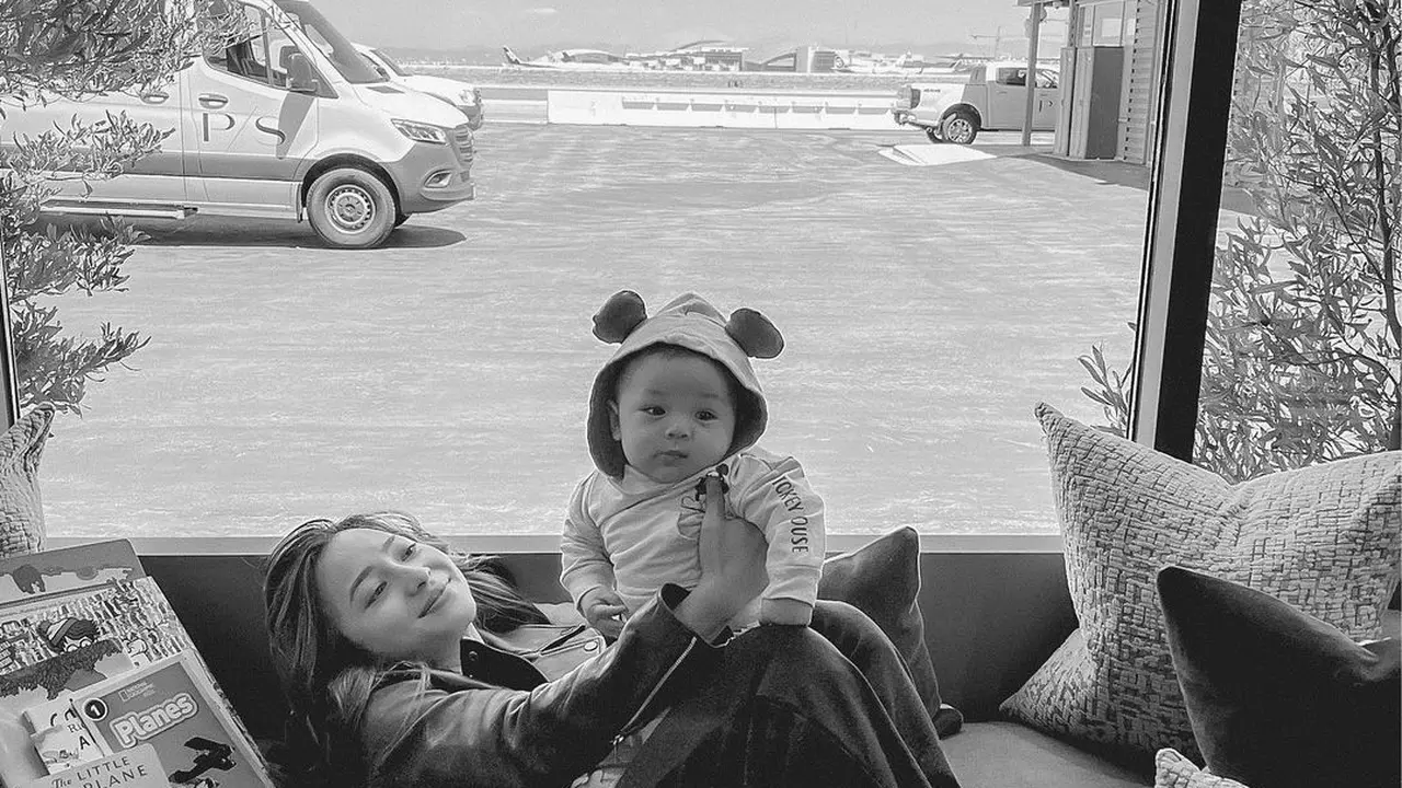Nikita Willy ajak Baby Issa pulang ke Indonesia