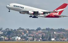 Penumpang  Qantas Syok Film Dewasa Tiba-Tiba Diputar di Pesawat, Banyak Adegan Vulgar