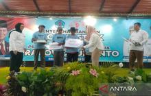 Ratusan Pengayuh Lansia Brebes Sambut Gembira Program Bantuan Becak Listrik Presiden