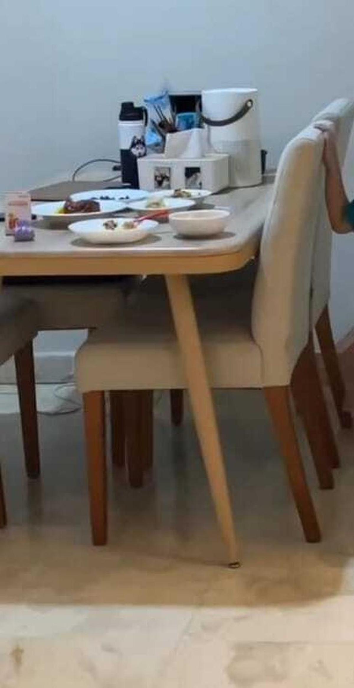 4 Potret Dapur dan Meja Makan Tasya Kamila, Referensi Desain Sederhana Tapi Elegan