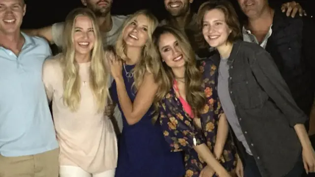 [Bintang] Cinta Laura