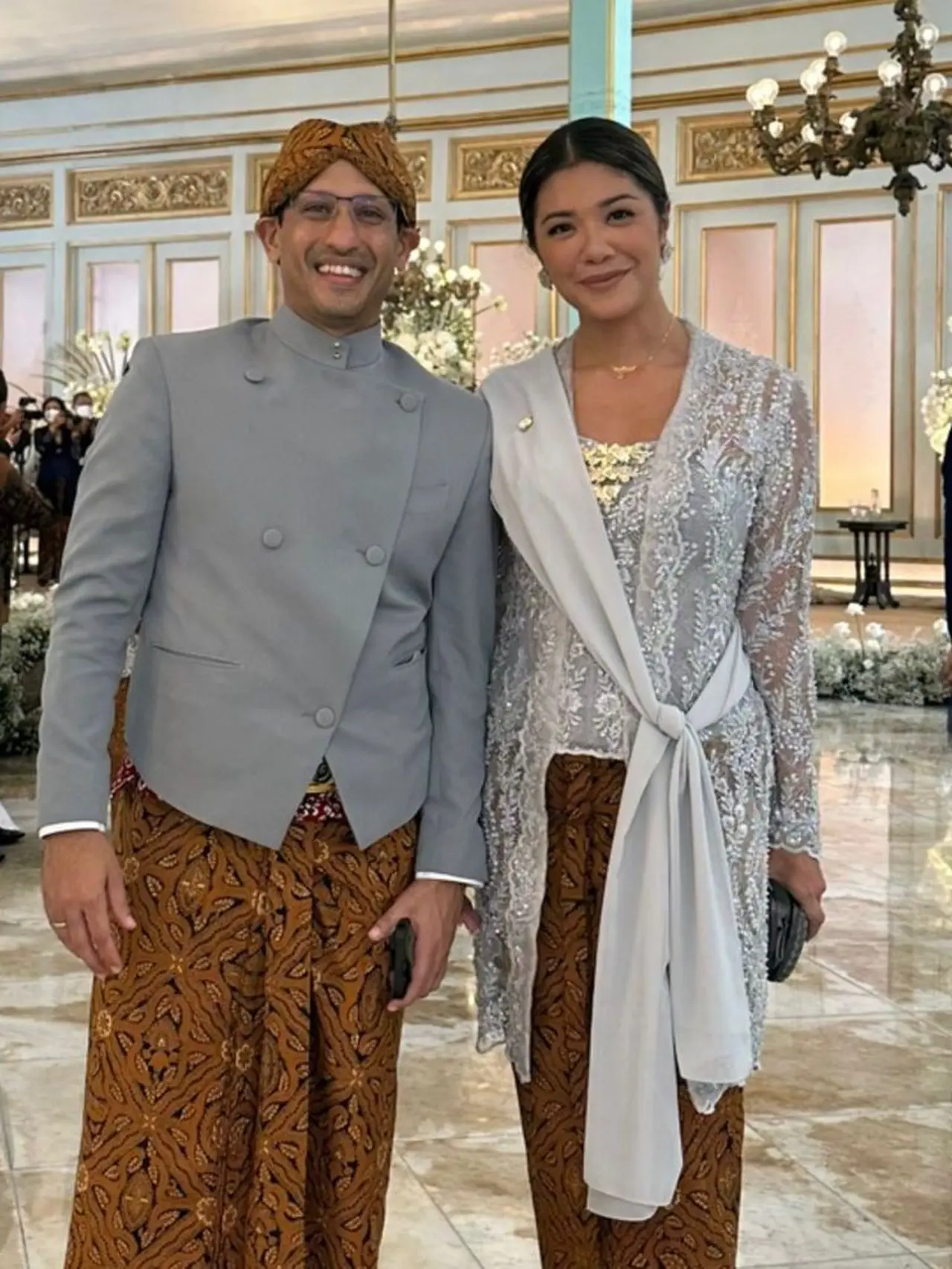 3 Inspirasi Gaya Kebaya ala Istri Menteri Indonesia Maju di
