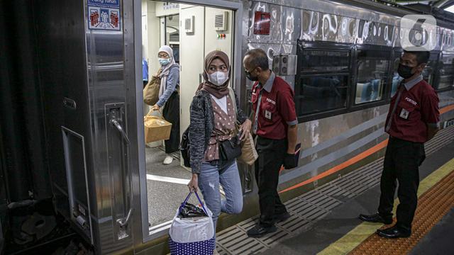 Arus Balik Mudik Kereta Api