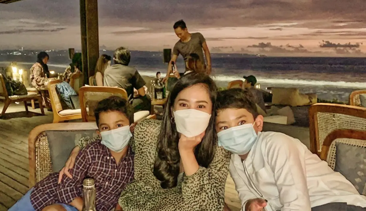 Bunga Zainal (Instagram/bungazainal05)