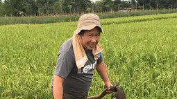 Bukti kini mantan Kabareskrim Komjen (Purn) Susno Duadji  menjadi petani terlihat di facebook miliknya, dimana pada 23 Mei 2016 kemarin, Susno memposting foto mengenakan celana pendek, kaos dan topi tengah pose memegang cangkul. (www.facebook.com/susno2g)